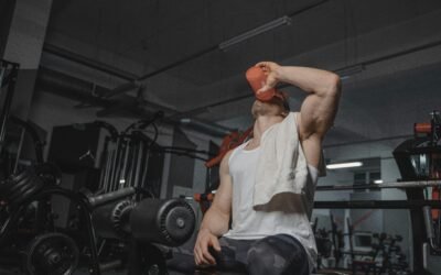 La Importancia de la Hidratación en el Rendimiento Deportivo y la Quema de Grasa